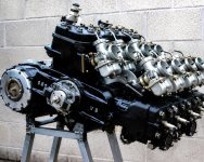 Yamaha_2t_v8_2x750r4.jpg Yamaha_2t_v8_2x750r4.jpg