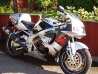gixxer.jpg