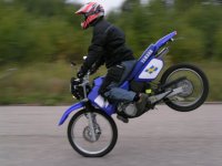 Max stoppie FIN.jpg