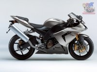 zx-10r_2005_silver_rhs_1024.jpg