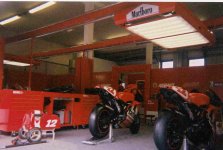 Bayliss box..jpg