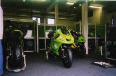 Kawasaki box..jpg