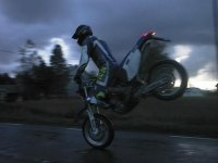 yam-wr426f-01-bikepics-09159.JPG