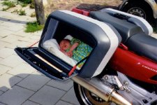 Baby%20p%C3%A5%20hojen%21.jpg