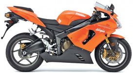 kawasaki-zx6r-05-bikepics-221476.jpg