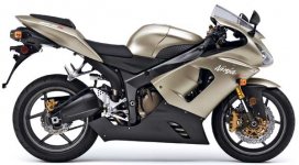 kawasaki-zx6r-05-bikepics-221482.jpg