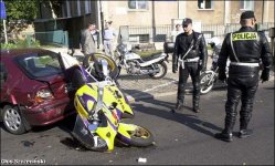 suzuki-gsxr600-03-bikepics-256219.jpg