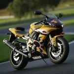 2005_YZF-R46_color_Sun-side_tcm36-56791.jpg