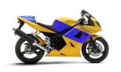 triumph daytona3.jpg