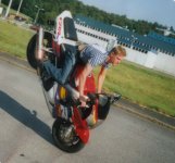 Jag _stoppie.jpg