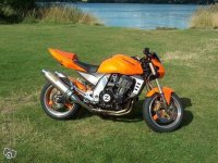 Kawasaki Z1000.jpg