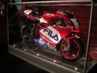 Ducati - Toseland 999 1_small.JPG