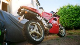 ducati-916-97-bikepics-075446.jpg