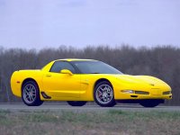 Millennium-Yellow-Chevrolet-Corvette-01.jpg