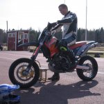 658SC-20050428-2.jpg