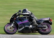 fzr100.jpg