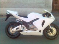 cbr600rr 05 (2).JPG