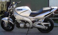 yamaha2.JPG