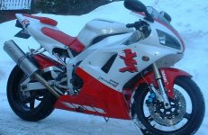 YZF R1(3).JPG