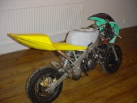 Mini 05 April.jpg
