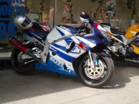 gixxer.jpg