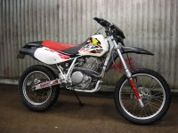 hondaxr1.jpg