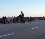 Wheelie3l-VV.jpg