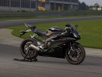 yamaha-r6-06-bikepics-422486.jpg