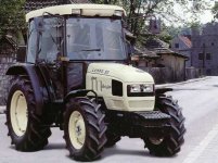 Lamborghini tractor 2000.jpg