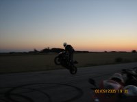 VV-wheelie.jpg