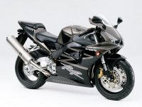 honda_cbr954rr_titan_1024.jpg