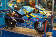 r1000_crescent2.jpg