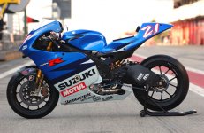 SuzukiFullSize3789.jpg